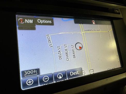 Used 2014 Toyota 4Runner Limited image 14