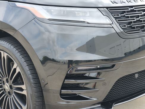 Used 2026 Land Rover Range Rover Velar Dynamic SE AWD/4WD image 8