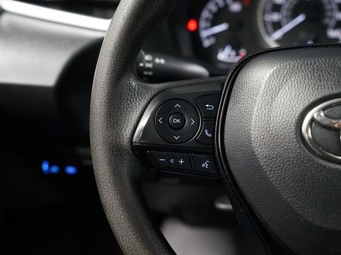 Used 2021 Toyota Corolla LE w/ LE Convenience Package image 14