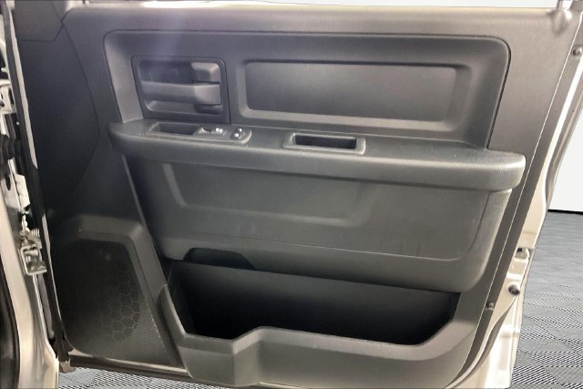 Used 2018 RAM 1500 Express w/ Express Value Package RWD image 25
