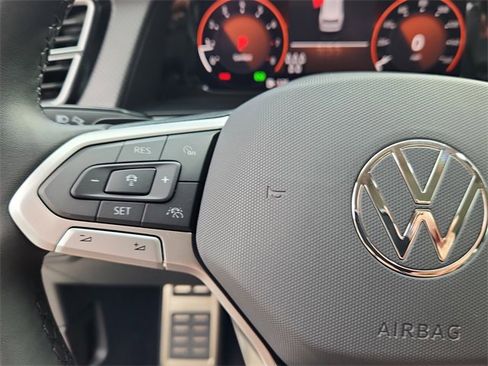 New 2026 Volkswagen Atlas Peak Edition image 12