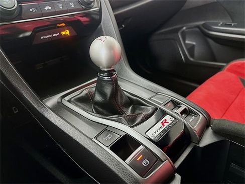 Used 2019 Honda Civic Type R image 23