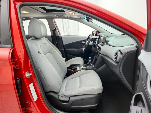 Used 2021 Hyundai Kona Limited AWD/4WD image 18