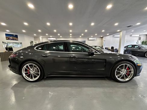 Used 2017 Porsche Panamera Turbo w/ Carbon Fiber Interior Package AWD/4WD image 8