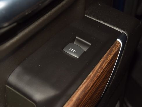 Used 2022 Chevrolet Silverado 3500 High Country image 47