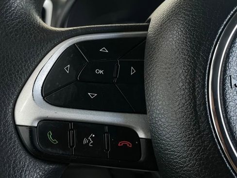 Used 2020 Jeep Renegade Sport image 24