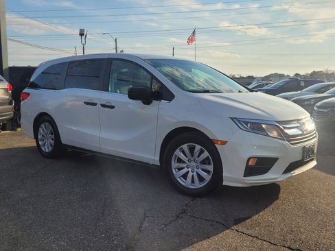 Used 2019 Honda Odyssey LX image 6