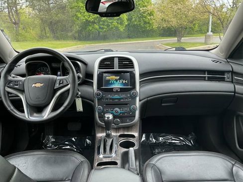 Used 2016 Chevrolet Malibu LTZ FWD image 2