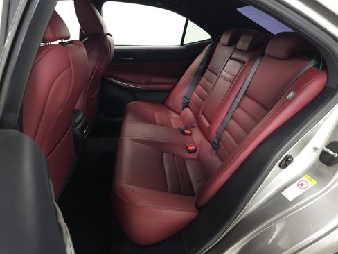 Used 2017 Lexus IS 300 F Sport w/ F Sport Package image 29