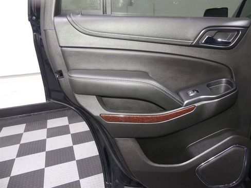 Used 2018 GMC Yukon SLT AWD/4WD image 26