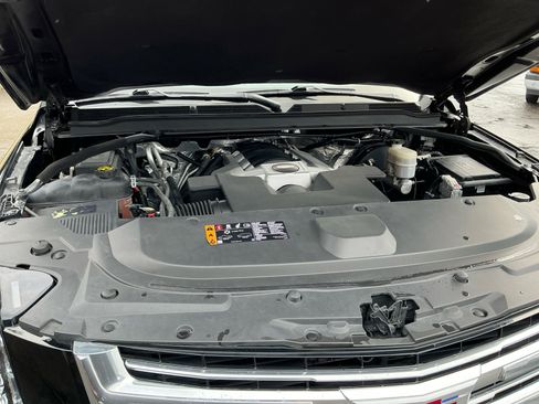 Used 2017 Cadillac Escalade ESV Platinum image 22