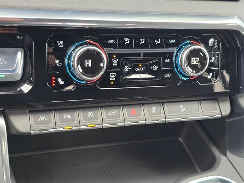 New 2026 GMC Sierra 1500 Denali w/ Denali Reserve Package image 15