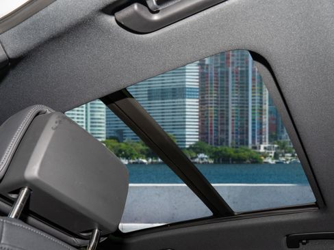 Used 2025 Audi Q3 2.0T Premium image 20