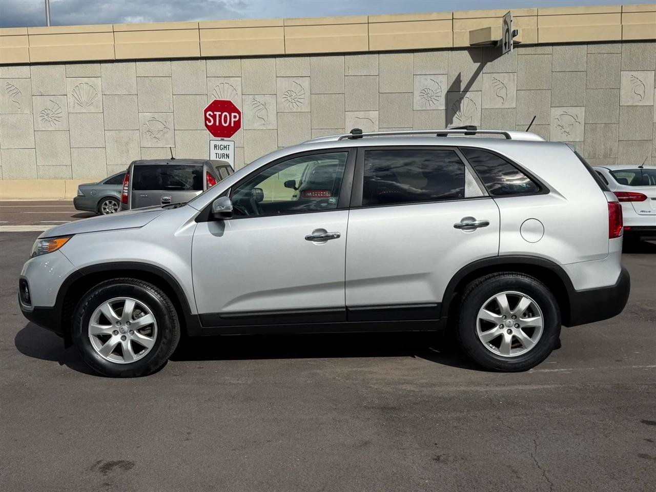 Used 2013 Kia Sorento LX FWD image 12