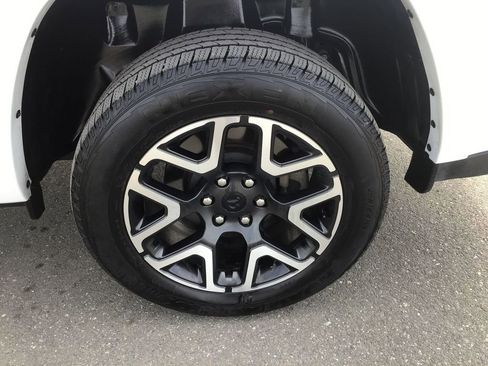 Certified 2025 RAM 1500 Laramie image 10