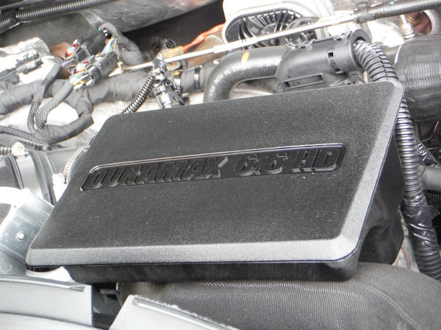 Used 2024 GMC Sierra 3500 Denali AWD/4WD image 12