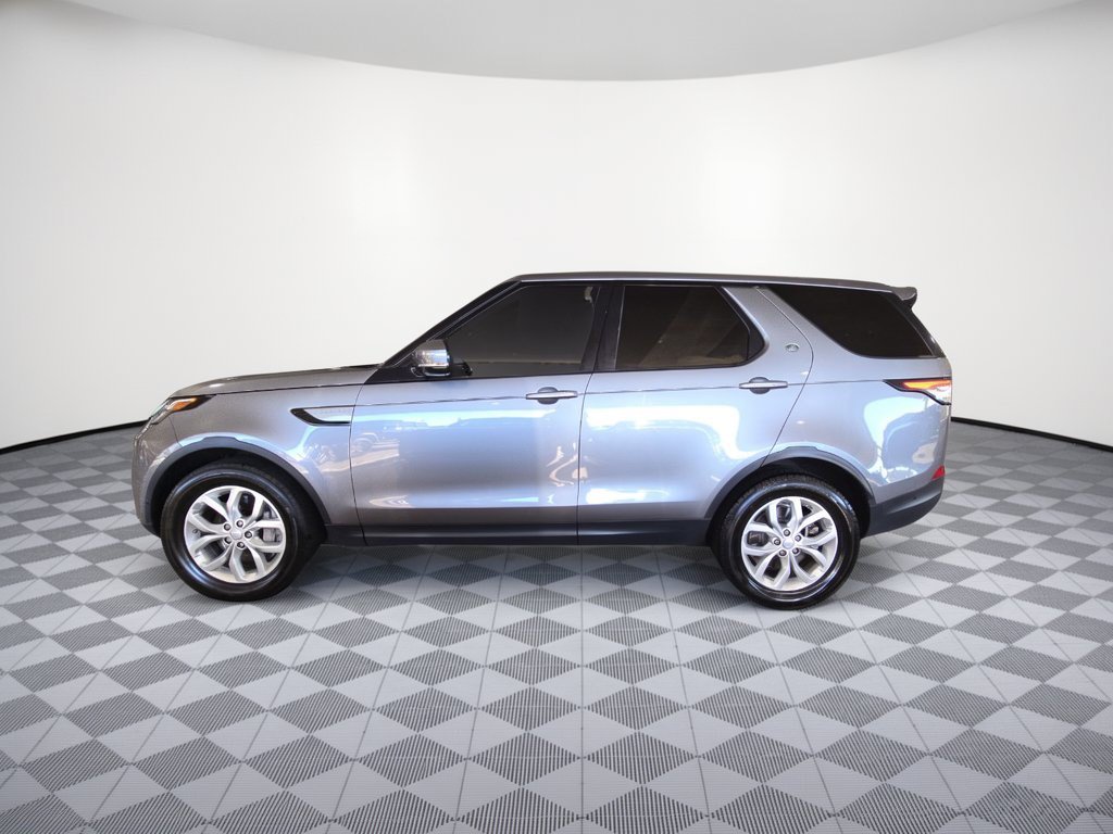 Used 2020 Land Rover Discovery SE AWD/4WD image 2