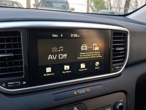 Used 2022 Kia Sportage LX image 30