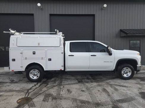 Used 2022 Chevrolet Silverado 2500 W/T w/ WT Safety Package image 5