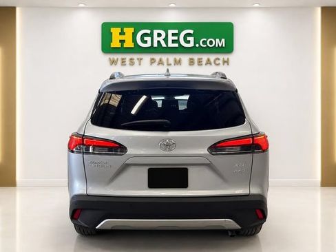 Used 2024 Toyota Corolla Cross XLE w/ Convenience Package AWD/4WD image 6