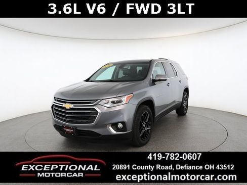 Used 2018 Chevrolet Traverse LT image 1