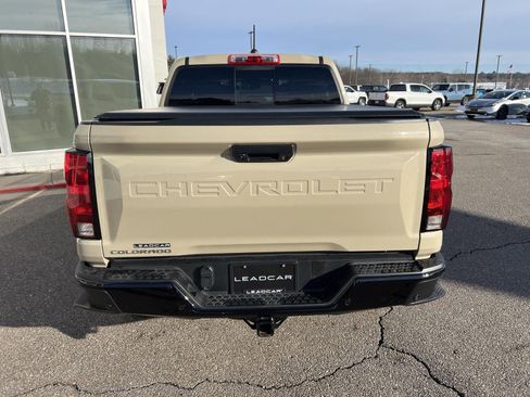 Used 2024 Chevrolet Colorado Trail Boss w/ Technology Package image 15