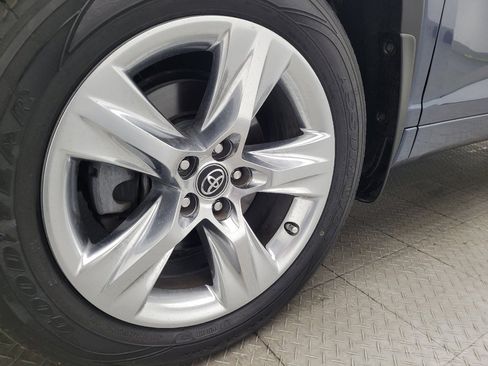 Used 2019 Toyota Highlander Limited image 31