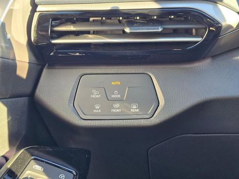 New 2026 Volkswagen ID.4 Pro S AWD/4WD image 21