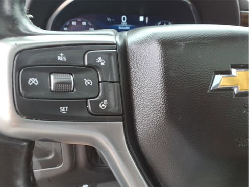 Used 2023 Chevrolet Tahoe Premier AWD/4WD image 16