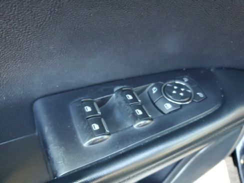 Used 2017 Lincoln MKX Reserve image 17