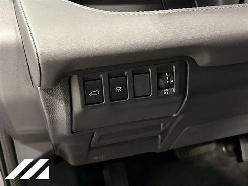 New 2026 Subaru Ascent Limited Bronze AWD/4WD image 10