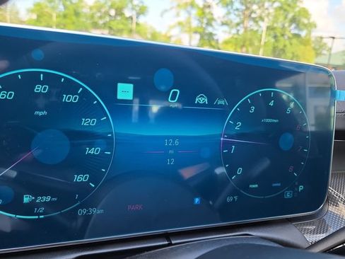 New 2026 Mercedes-Benz CLE 300 4MATIC Coupe image 9