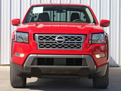 Used 2022 Nissan Frontier SV image 6