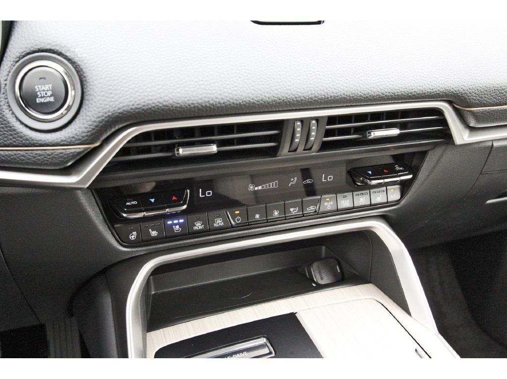 Certified 2026 MAZDA CX-90 3.3 Turbo w/ Preferred Package AWD/4WD image 25