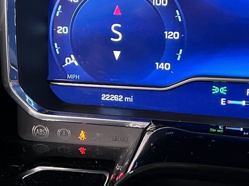 Used 2022 Chevrolet Silverado 1500 LT Trail Boss image 24