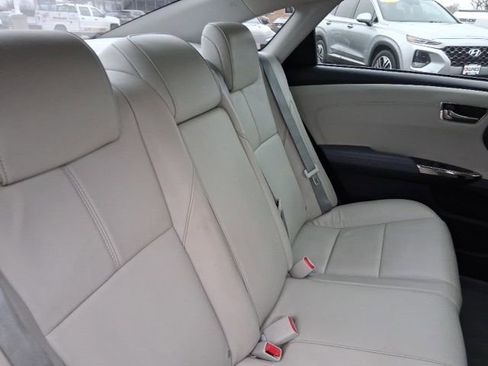 Used 2014 Toyota Avalon XLE image 10