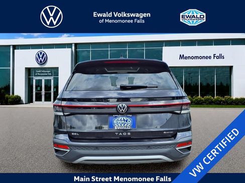 Certified 2025 Volkswagen Taos SEL w/ Black Wheel Plus Package AWD/4WD image 6