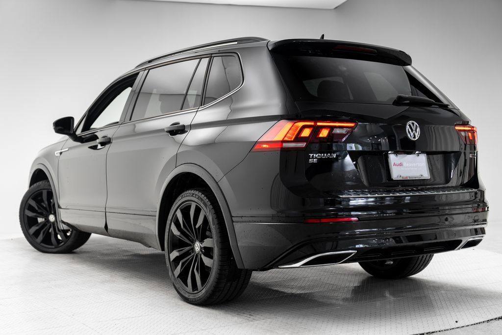 Used 2021 Volkswagen Tiguan SE R-Line AWD/4WD image 3