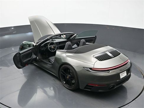 Used 2024 Porsche 911 Carrera GTS image 23