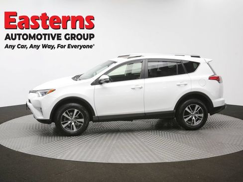 Used 2018 Toyota RAV4 XLE AWD/4WD image 61