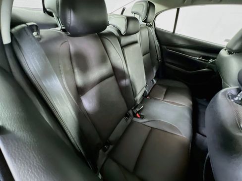 Used 2022 MAZDA MAZDA3 s FWD image 27
