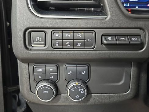 Used 2022 Chevrolet Tahoe High Country image 31