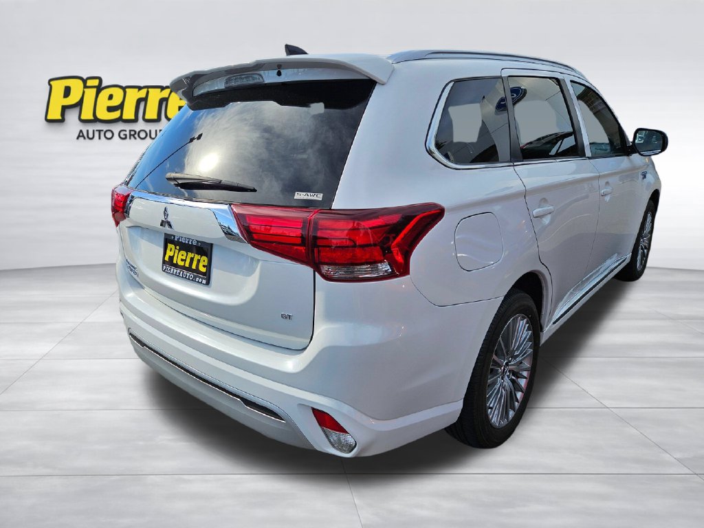 Used 2021 Mitsubishi Outlander 4WD Plug-In Hybrid image 5