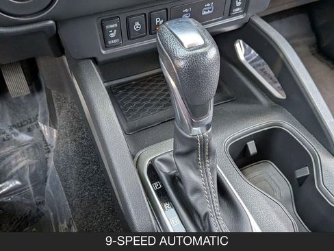 Used 2023 Nissan Frontier SV w/ SV Convenience Package image 16