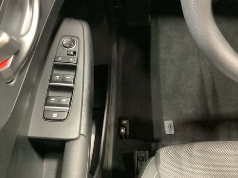 Certified 2023 Kia Forte LXS image 22
