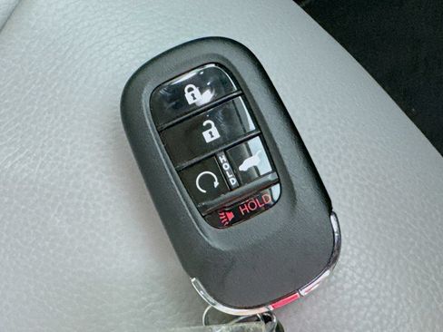 Used 2024 Honda Pilot EX-L image 41