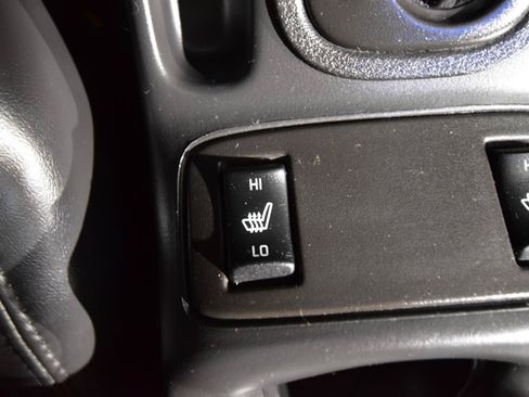 Used 2002 Chevrolet Monte Carlo SS w/ High Sport Appearance Pkg FWD image 21