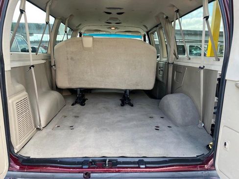 Used 2008 Ford E-350 and Econoline 350 XLT image 11