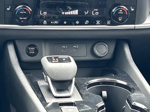 New 2026 Nissan Rogue Dark Armor AWD/4WD image 26