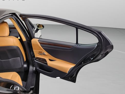 New 2025 Lexus ES 350 w/ Premium Package image 29
